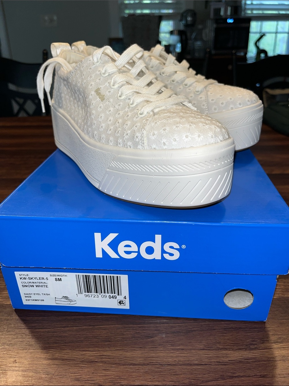 Keds Women’s Platform Eyelet Sneakers - White - Picture 4 of 7